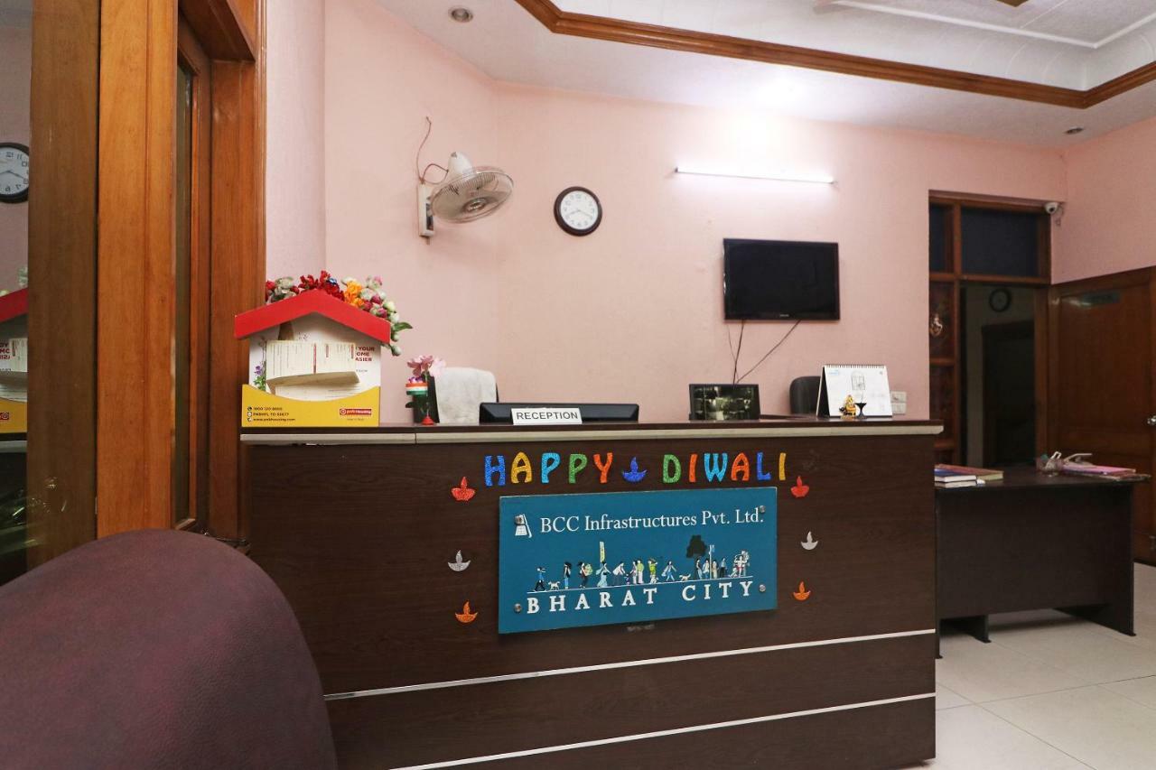 Oyo 24672 Bharat Guest House Delhi  Exteriör bild